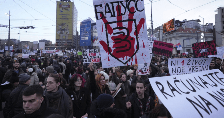 Thousands stream into Belgrade square to protest against populist Serbian president – National